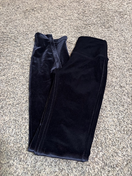 lululemon athletica Pants - Lululemon Wunder Lounge High-Rise Tight 28" *Velvet size 0